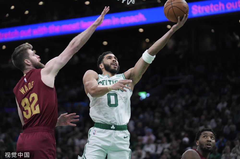 天的低迷成 天的低迷成